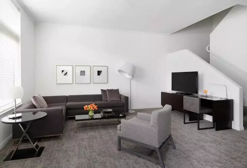 בית מלון כפרי Aka Beverly Hills