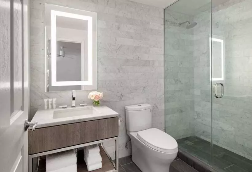 בית מלון כפרי Aka Beverly Hills