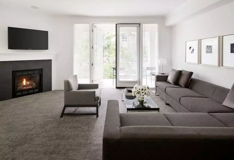 בית מלון כפרי Aka Beverly Hills