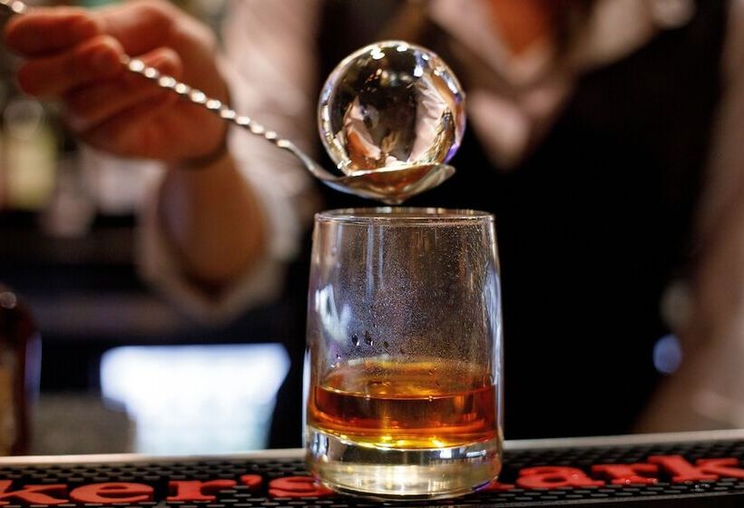 Ambassador Hotel Wichita, Autograph Collection