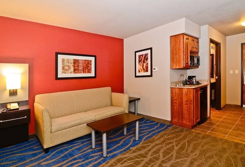 فندق Astoria Extended Stay & Event Center