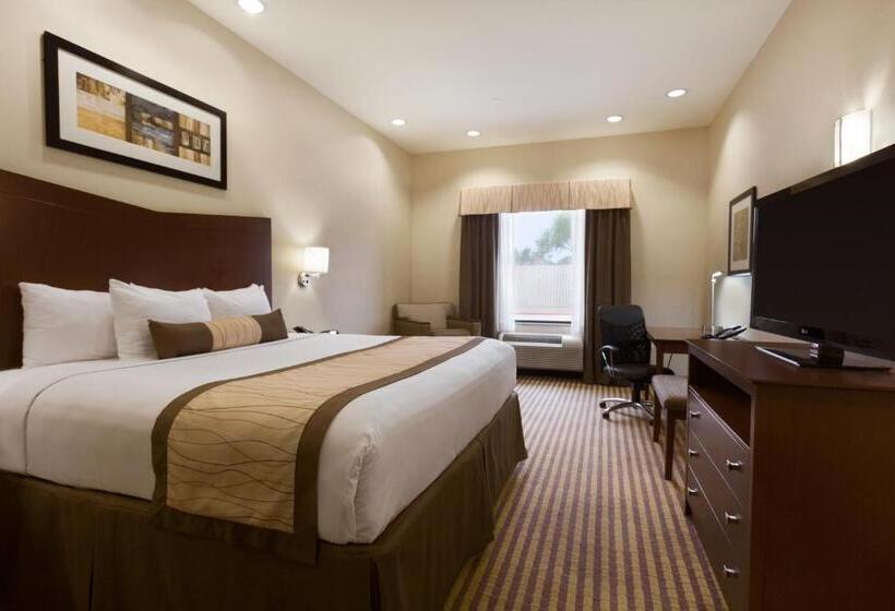 فندق Baymont By Wyndham Victoria