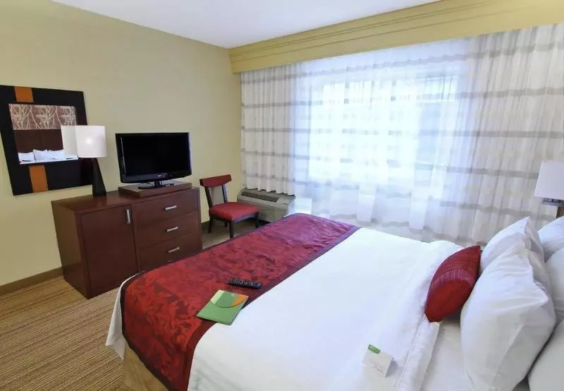 ホテル Courtyard By Marriott Raleigh North/triangle Town Center