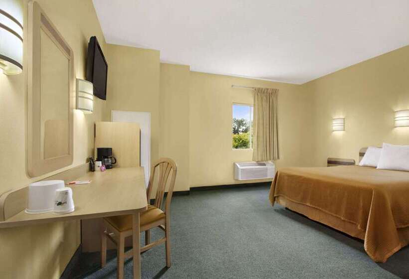 ホテル Howard Johnson By Wyndham Tifton Ga I 75