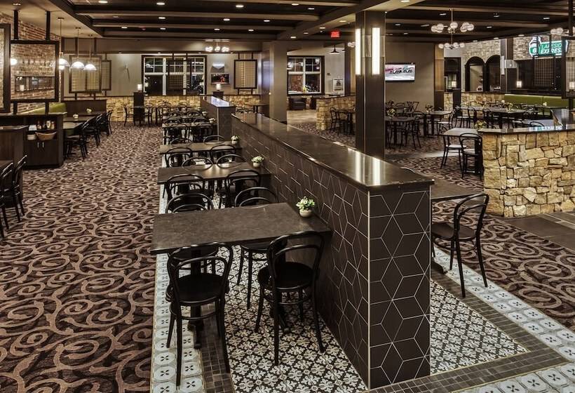 Lakeside Hotel Casino