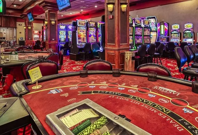 Lakeside Hotel Casino