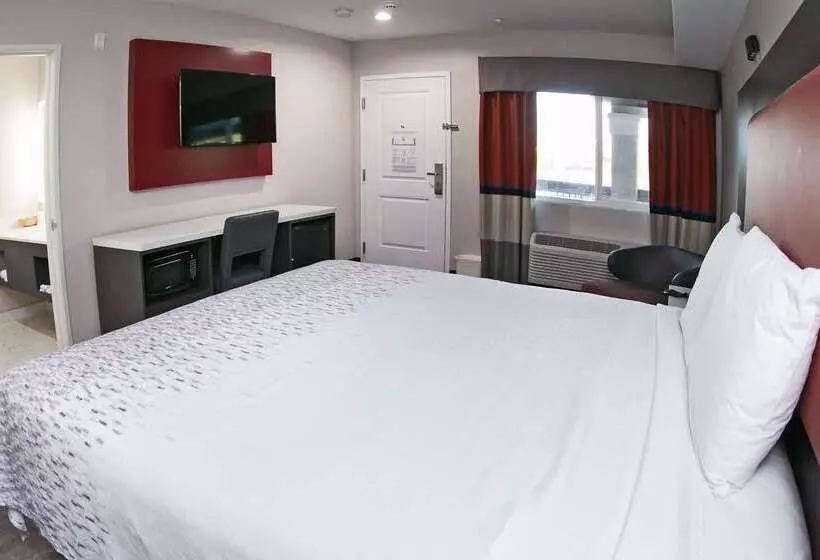 בית מלון כפרי Rodeway Inn South Gate Los Angeles South