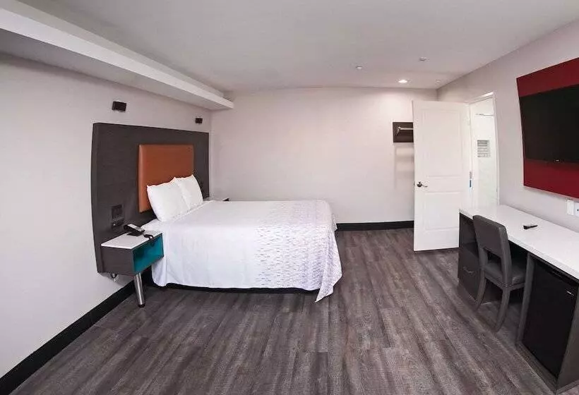 בית מלון כפרי Rodeway Inn South Gate Los Angeles South