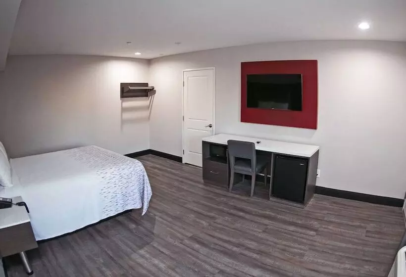 בית מלון כפרי Rodeway Inn South Gate Los Angeles South