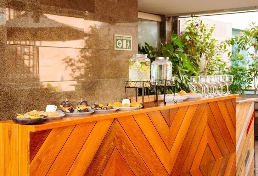 ホテル Socialtel Parque 93 Bogota