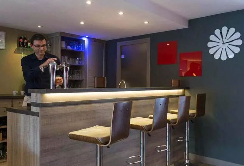 בית מלון כפרי The Originals Tours Sud