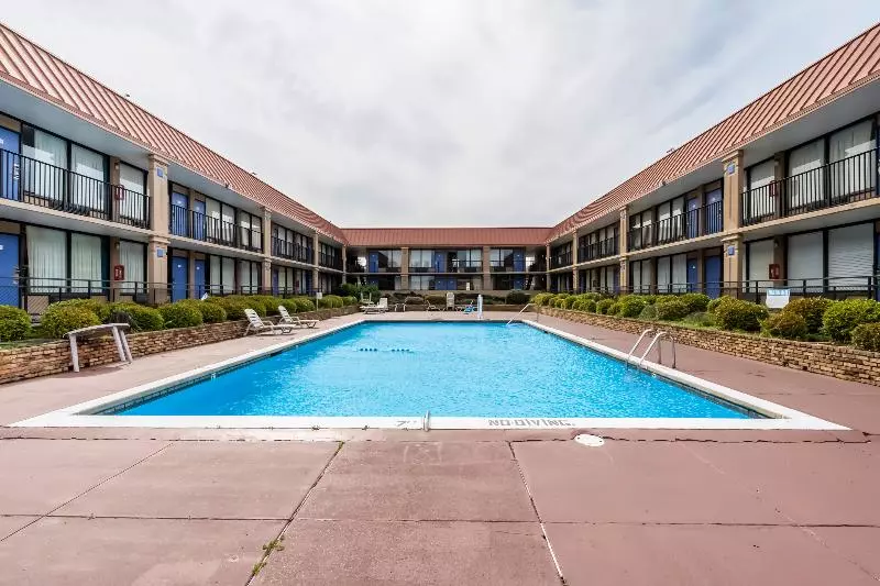 هتل Travelodge Bossier City