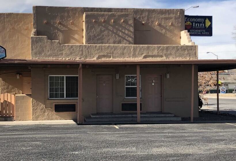 مُتل Economy Inn