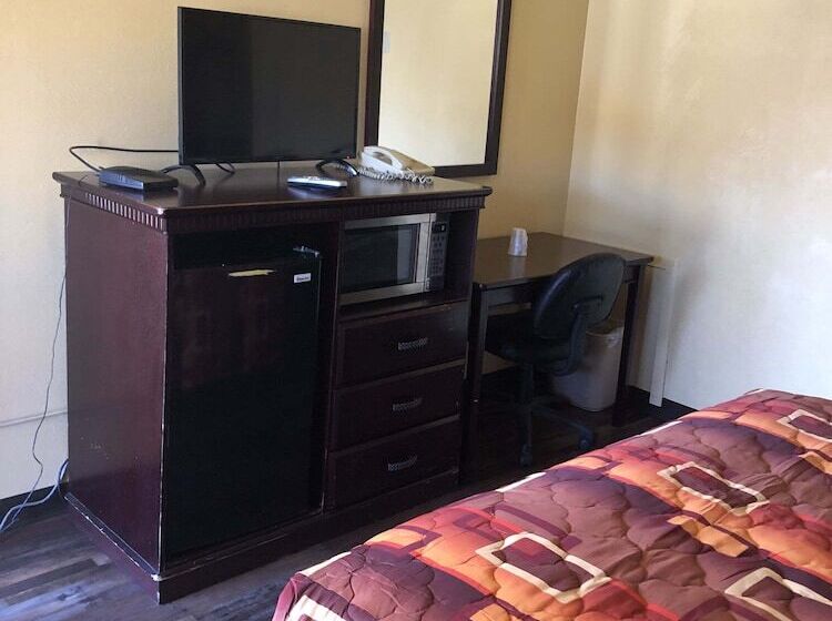 مُتل Economy Inn