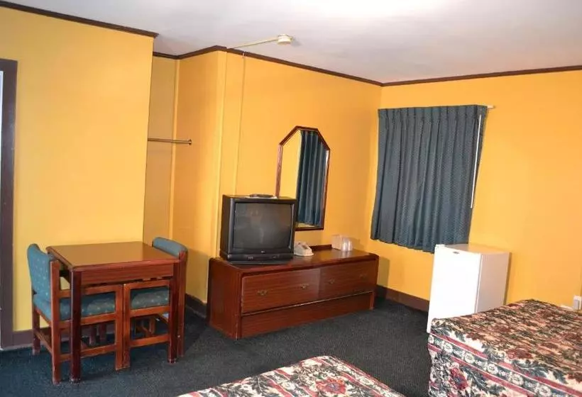 汽车旅馆  Royal Inn Albertville