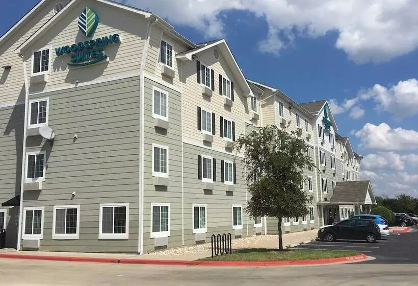 Woodspring Suites Williston