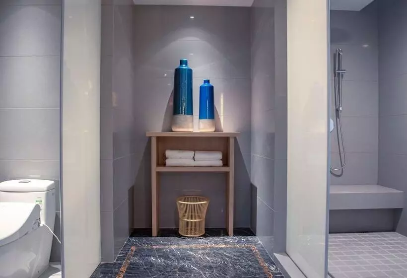 Shundi Shy Hotel Jinshan Lake Zhenjiang