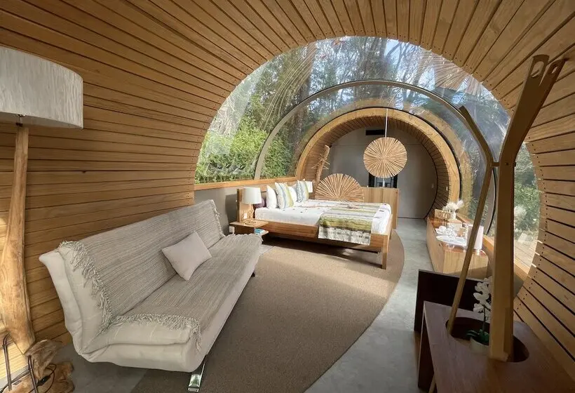 هتل Bubble Lodge