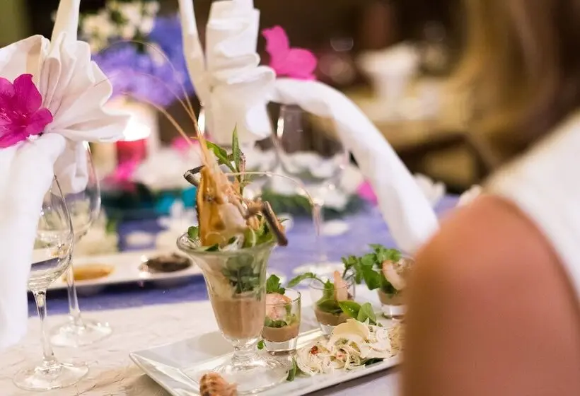 هتل Bubble Lodge