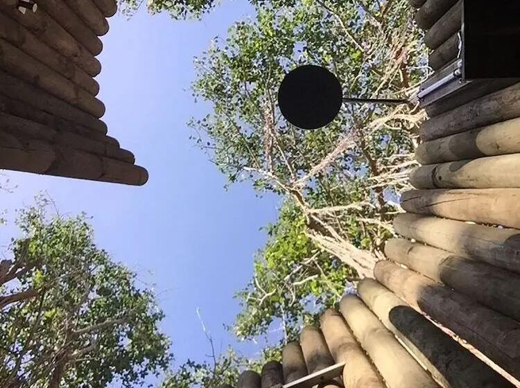 هتل Bubble Lodge