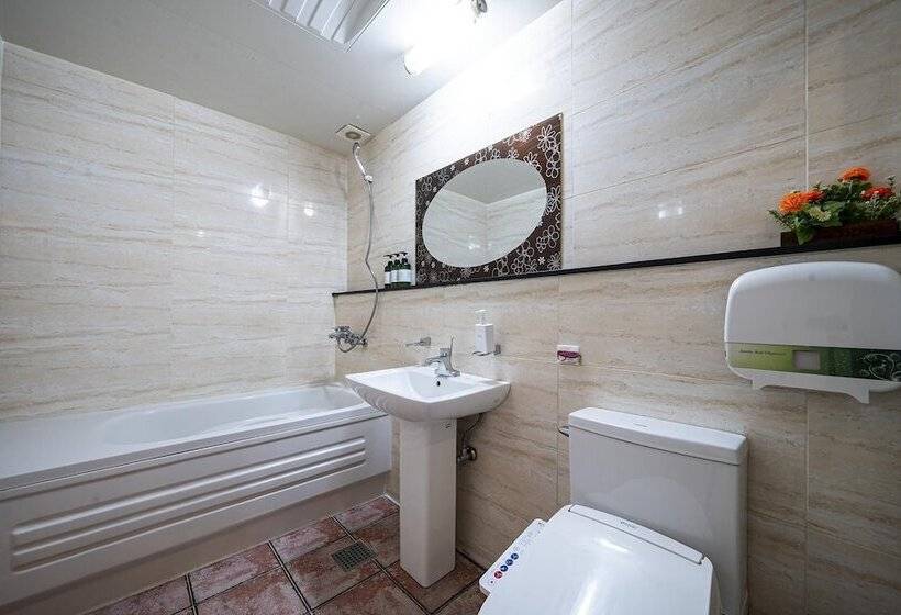 Motel Evian Drive In In Daejam Dong Pohang