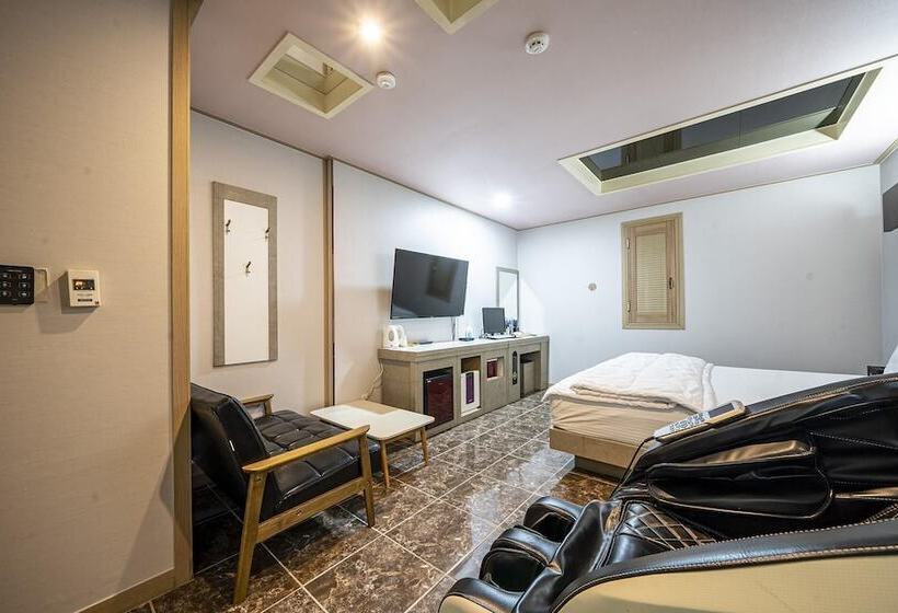 Motel Evian Drive In In Daejam Dong Pohang