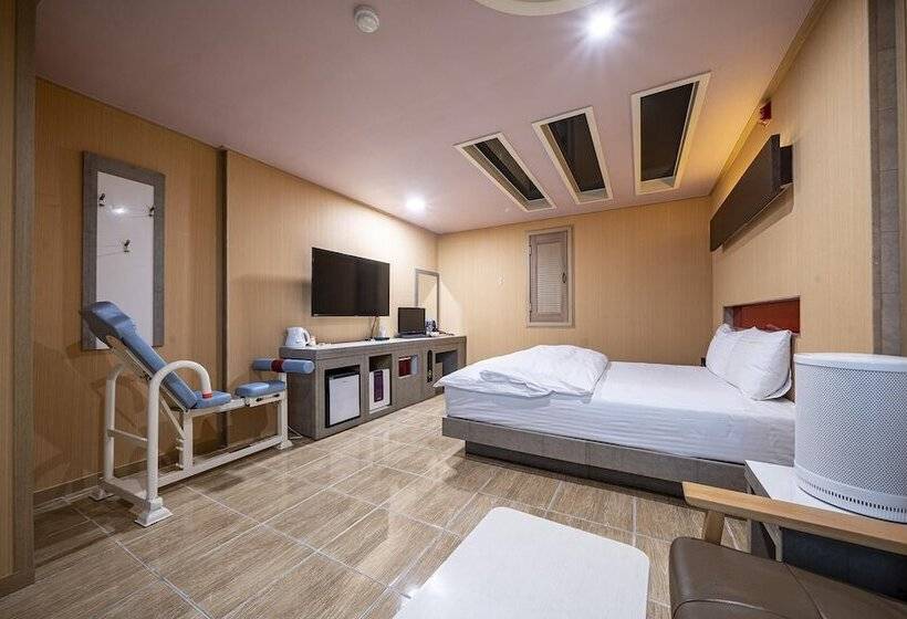 Motel Evian Drive In In Daejam Dong Pohang