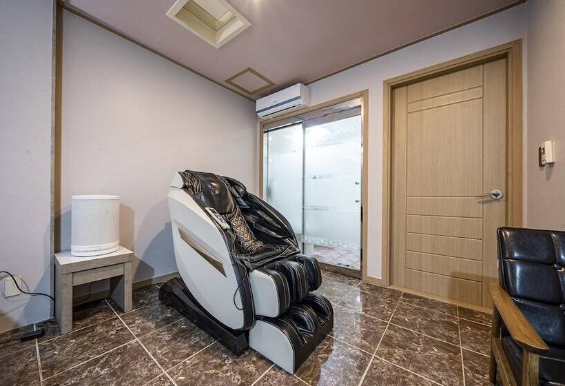 Motel Evian Drive In In Daejam Dong Pohang