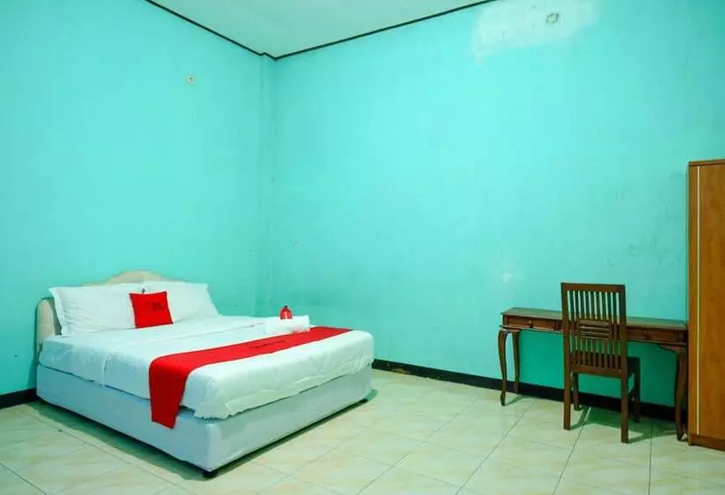 Majatalo Reddoorz Syariah Near Sekuro Beach Jepara