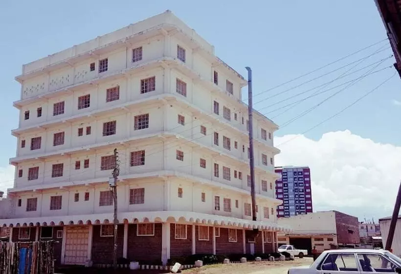 هتل Sixty Two Paradise