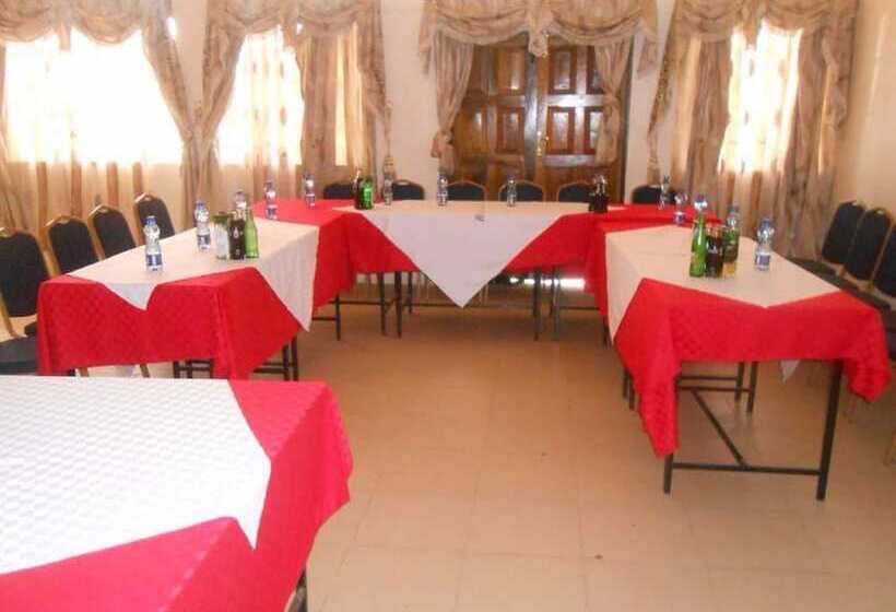 هتل Sixty Two Paradise