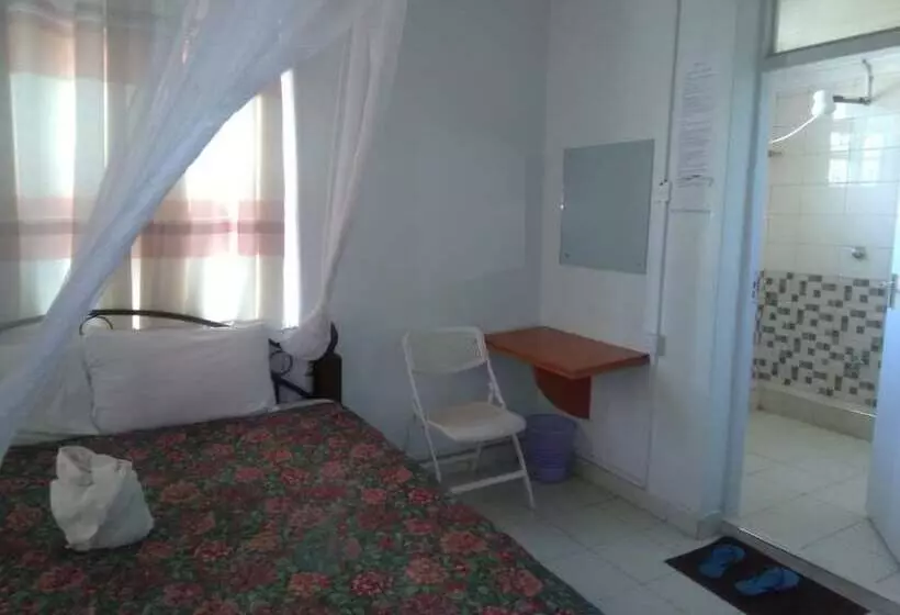 هتل Sixty Two Paradise