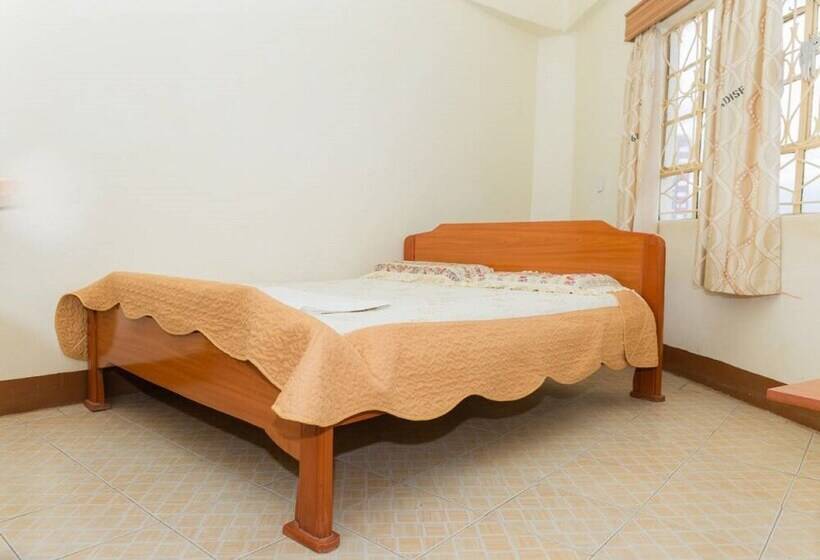 هتل Sixty Two Paradise