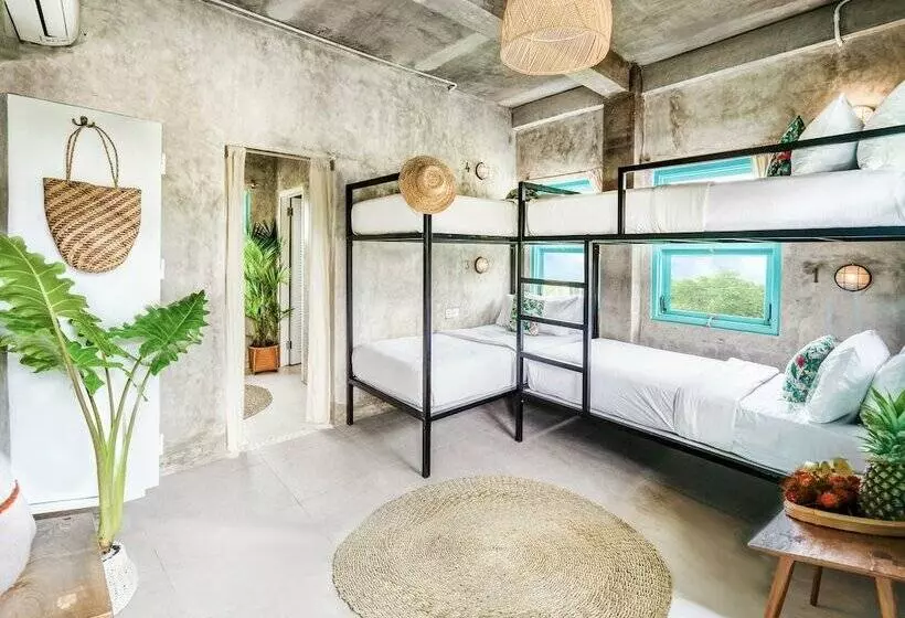 Kosta Hostel Berawa