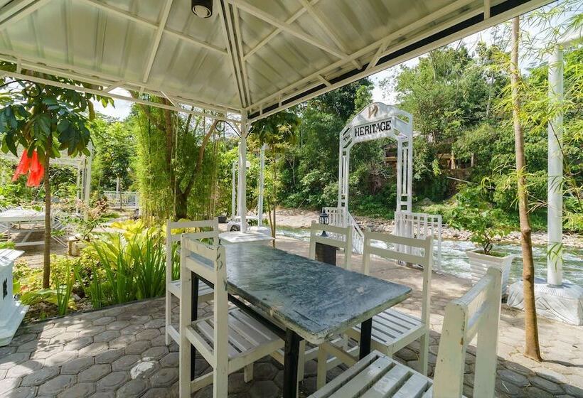 پانسیون Reddoorz Premium @ The Heritage Bukit Lawang