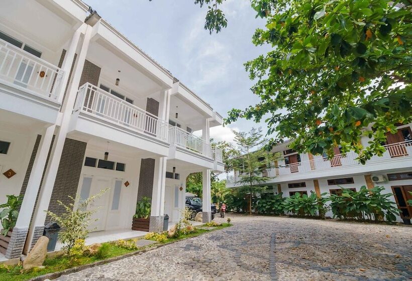 پانسیون Reddoorz Premium @ The Heritage Bukit Lawang