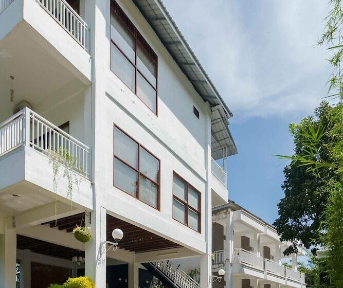 پانسیون Reddoorz Premium @ The Heritage Bukit Lawang