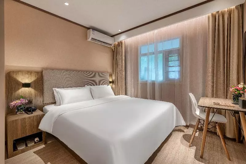 בית מלון כפרי Hanting Guangzhou Dongshankou Metro Station