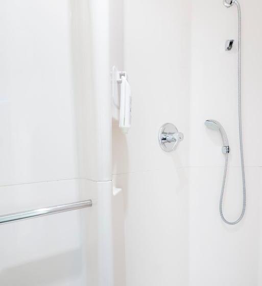 هتل Ibis Budget Paris Porte De Montmartre