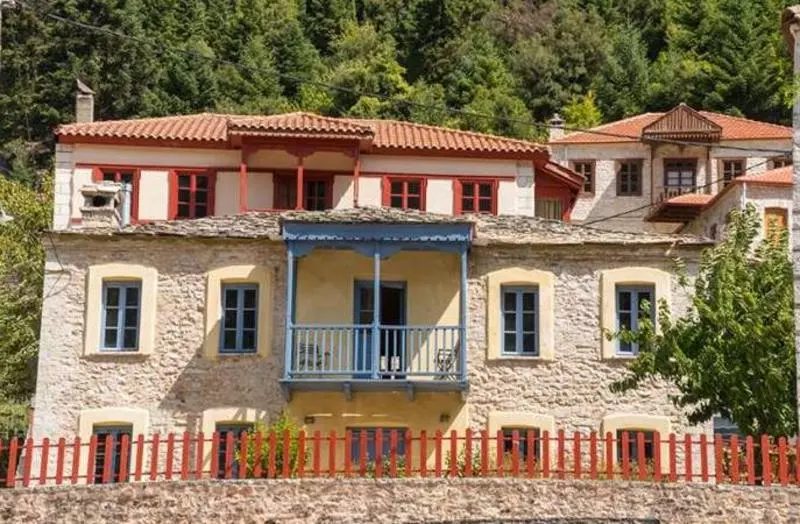 酒店 Koryshades Village