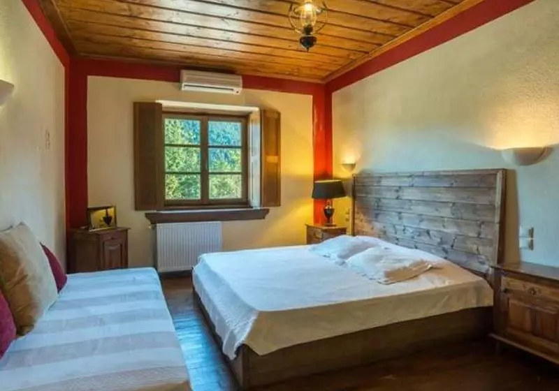 酒店 Koryshades Village