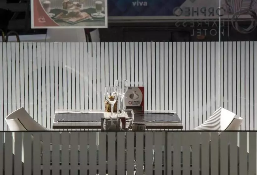 هتل Orpheo Express