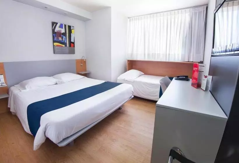 هتل Orpheo Express