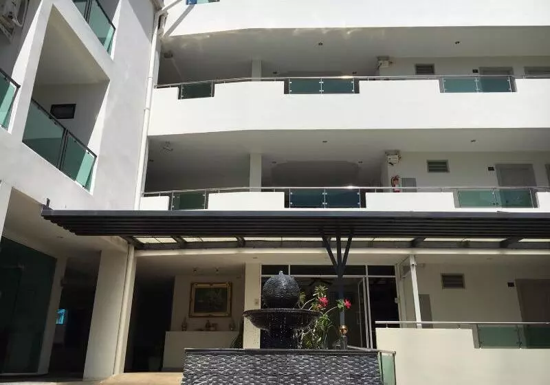 בית מלון כפרי The Perfect North Pattaya