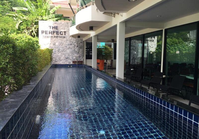 ホテル The Perfect North Pattaya