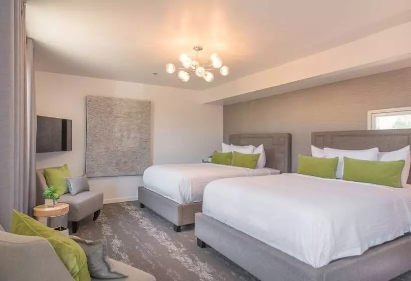 The Greens Hotel On Del Paso