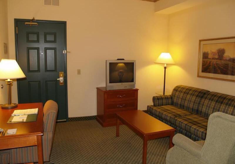 Country Inn & Suites By Radisson, St Charles Historic District