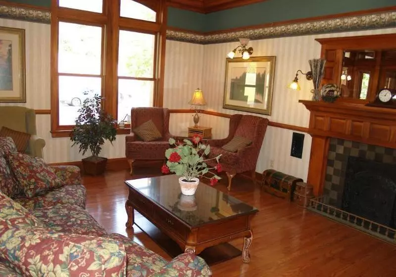 Country Inn & Suites By Radisson, St Charles Historic District