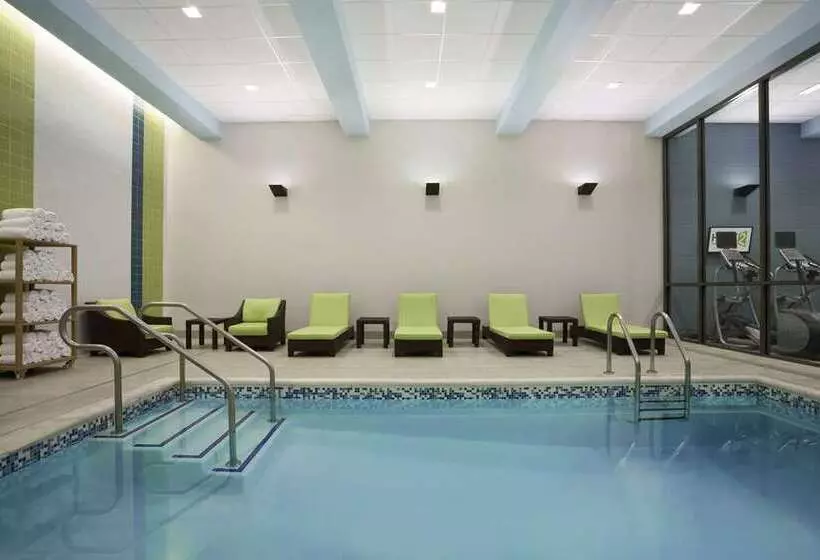 Home2 Suites By Hilton Philadelphia  Convention Center, Pa