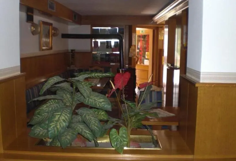 Hotel Edelweiss